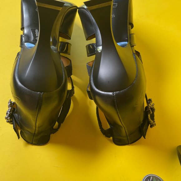 Fluevog ESOTERIC TEMPTATIONS ROS STRAPPY SHOE W/ SKULLS, size 9.5, black. - Picture 10 of 16